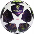 ADIDAS-UCL-PILKA-NOZNA-LIGA-MISTRZOW-TRENINGOWA-DO-PILKI-NOZNEJ-NOGI-BOX-5-Marka-adidas.jpg